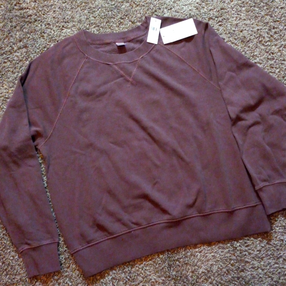 Sweatshirt
